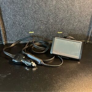 Garmin Nuvi 255WT 4.3" Widescreen Portable GPS Navigator with Traffic Works!‎